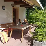 Haus Gandler Apartment