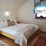 Apartment Haus Gandler *