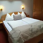 Apartment Haus Gandler Zell am See