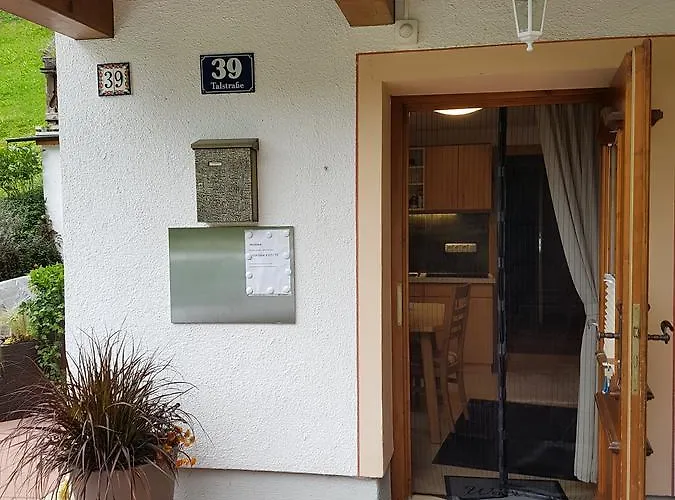 Haus Gandler * Zell am See