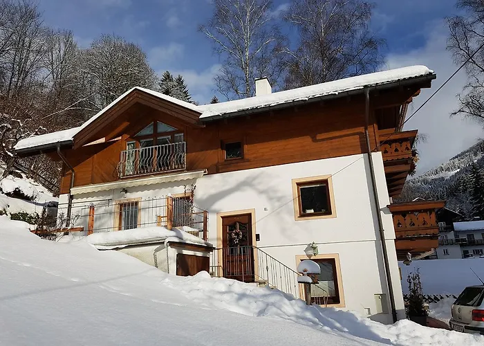 Haus Gandler Apartment