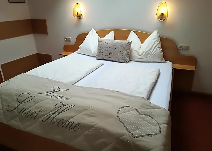 Haus Gandler Apartment